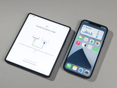 ������� �������: ��� ��������� ������ �� ������� iPhone �� �������� Galaxy Z Fold3