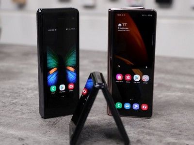 ����: Samsung ������� ��������� ��������� �� ���� � ����