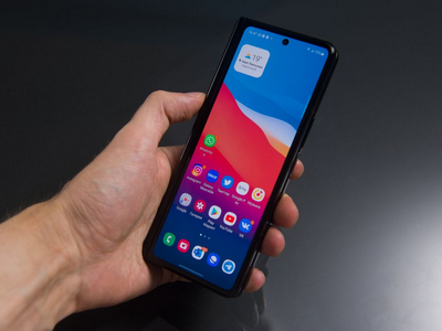 � Samsung Galaxy Z Fold3 �������� ������ �� ��������� ��������� ��������
