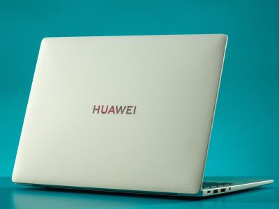����� HUAWEI MateBook 14: ������� ������� � OLED � ������������ ������������
